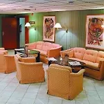 特利西尔酒店